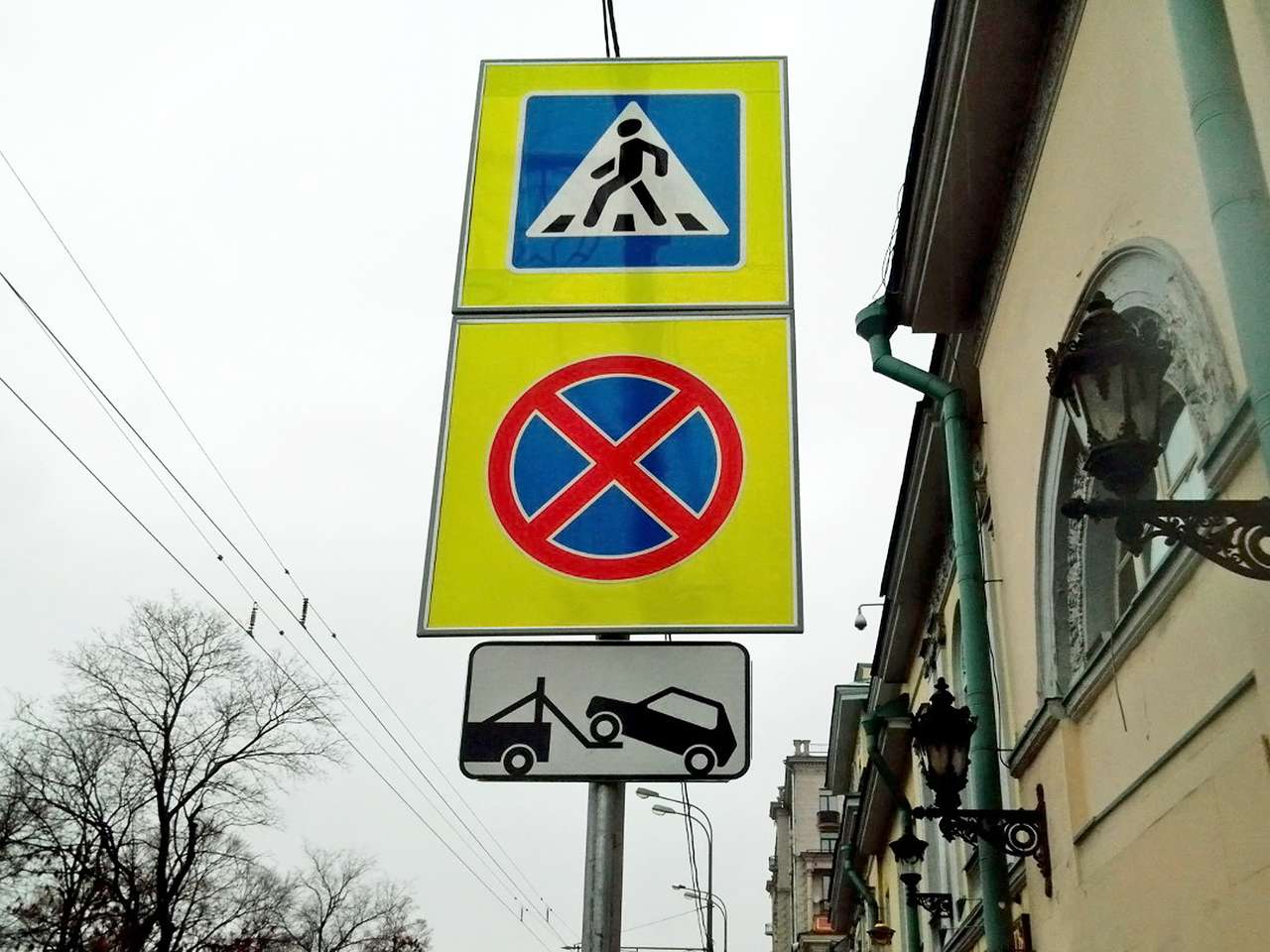 В Москве выписали 232 тысячи штрафов за неправильную парковку