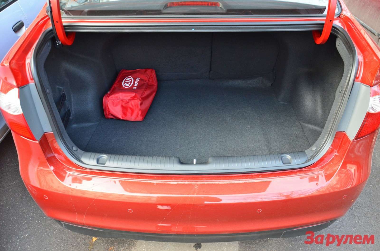 Скрипит багажник киа рио - 82 фото