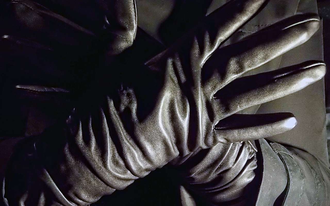 Преступник может пойти «на дело» не только под покровом ночи, да и без перчаток обойдется легко.