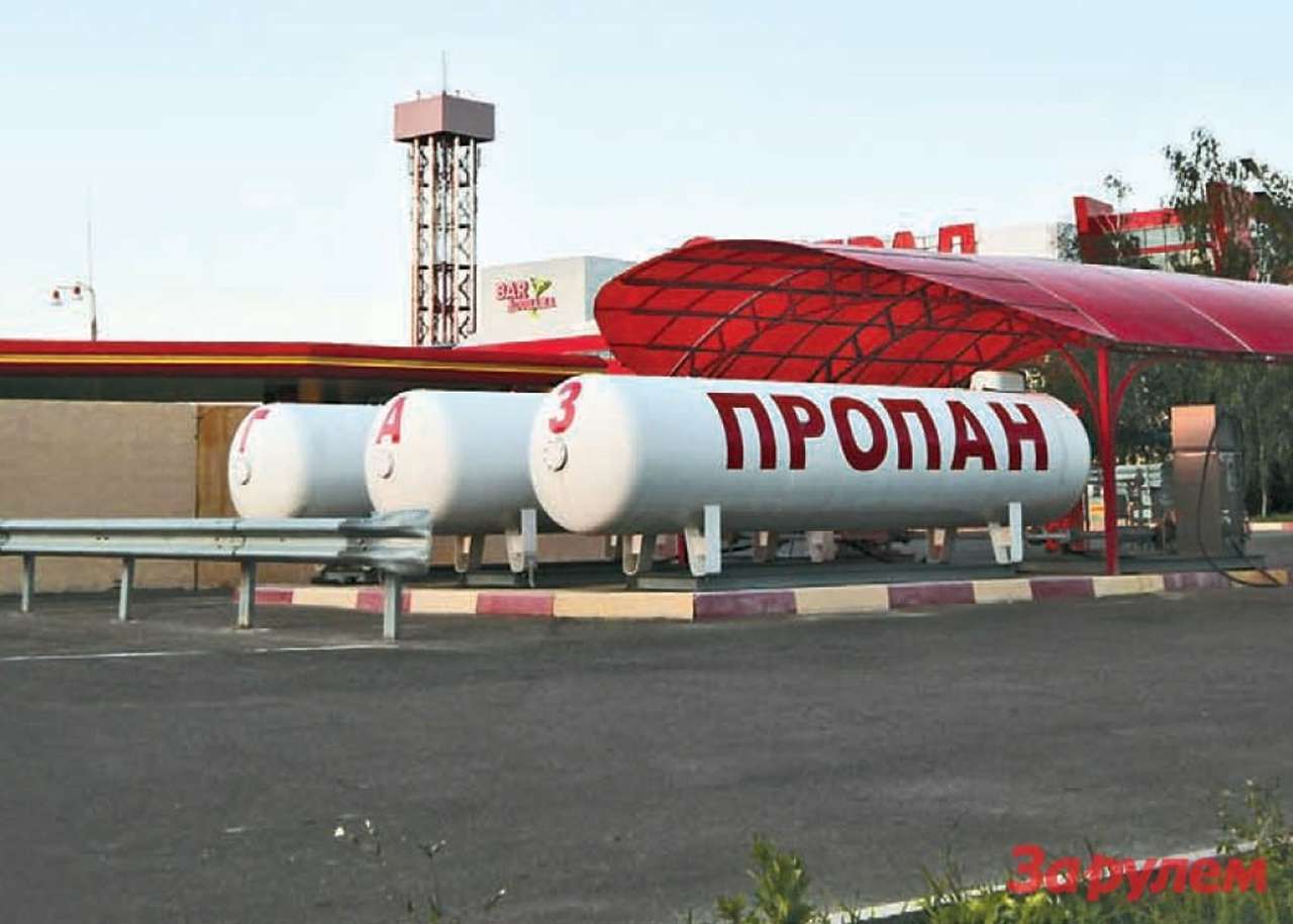На пропановых заправках давно нет очередей. Там радуются каж дому приехавшему  автомобилю 