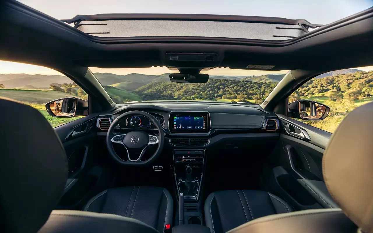 Интерьер Volkswagen T-Cross