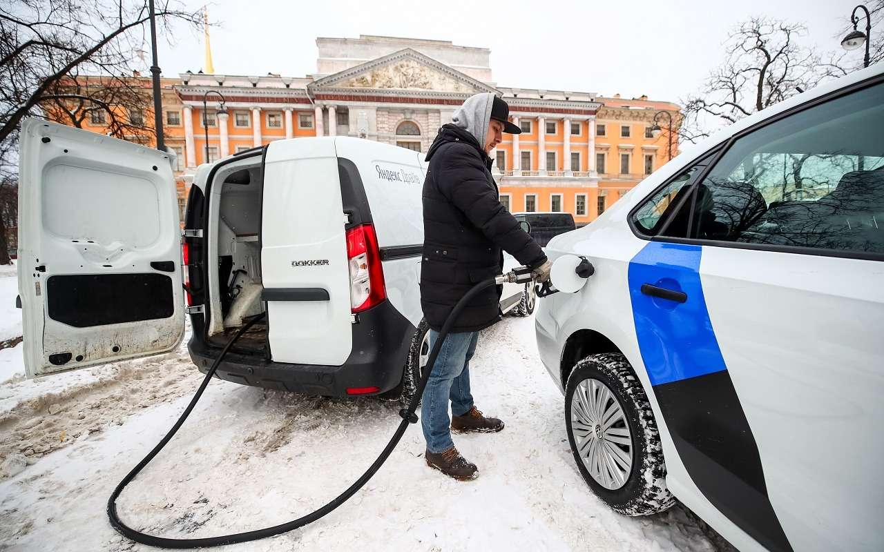 Теневых игроков выведут на свет: работу передвижных АЗС подчинят единому стандарту