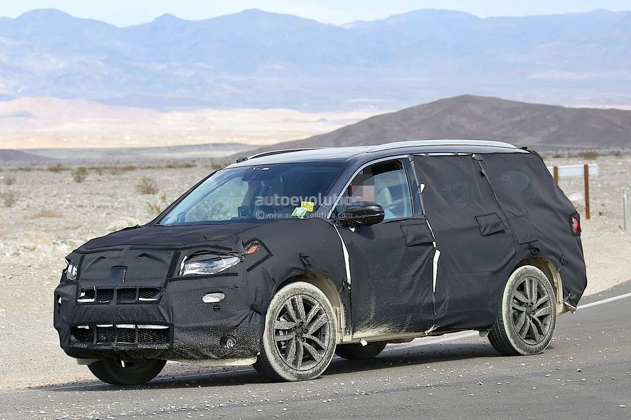 В пустынях Калифорнии замечен новый Honda Pilot