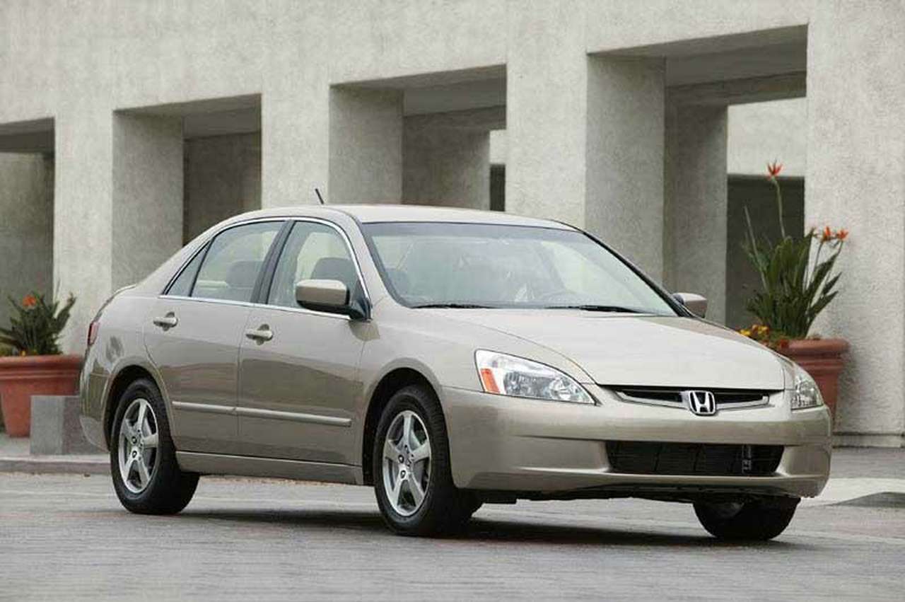 Honda Accord Hybrid получает удостоверение гибрида