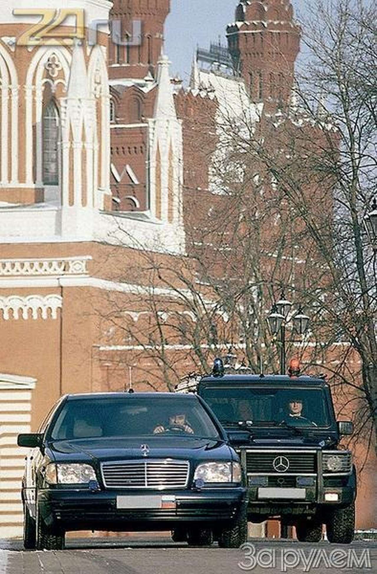 Чаво он моргает?