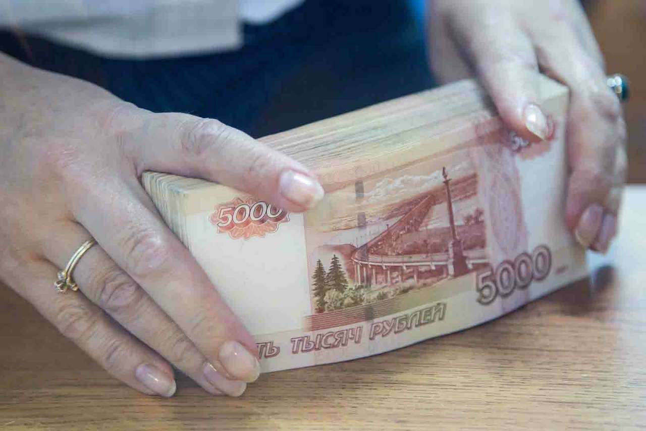 Стало известно, как распределялись средства господдержки автопроизводителей