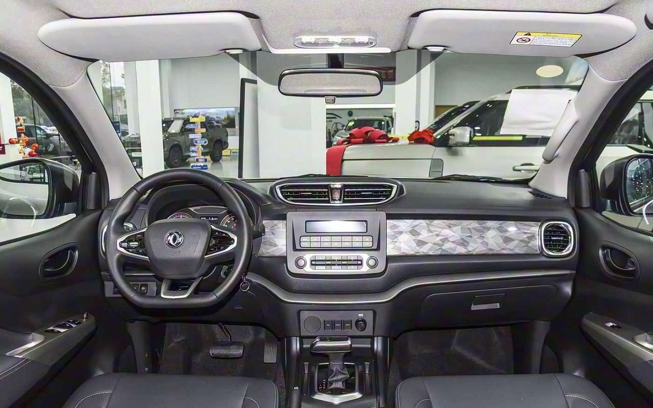 Интерьер Jin Ruiqi