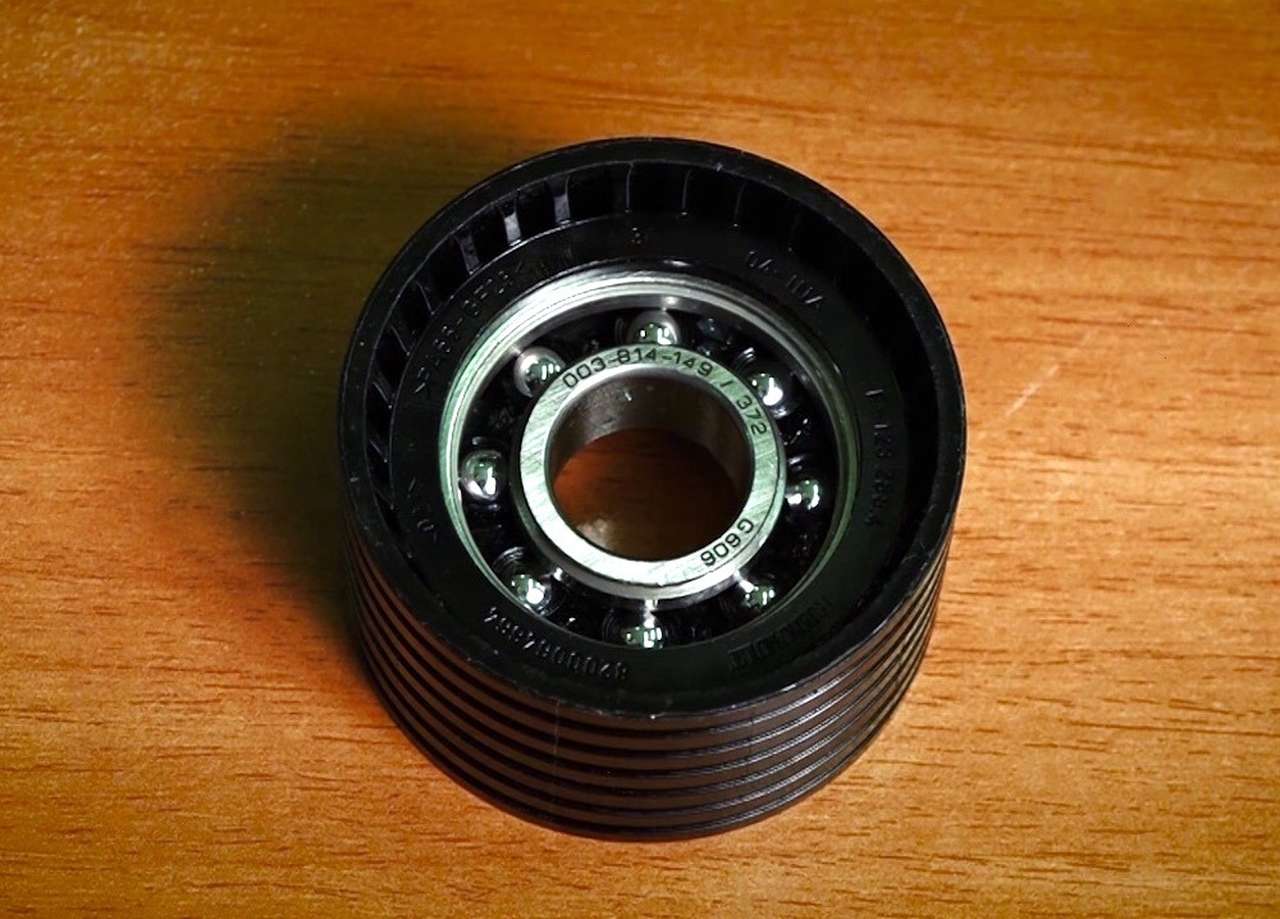 Как продлить срок службы натяжного ролика