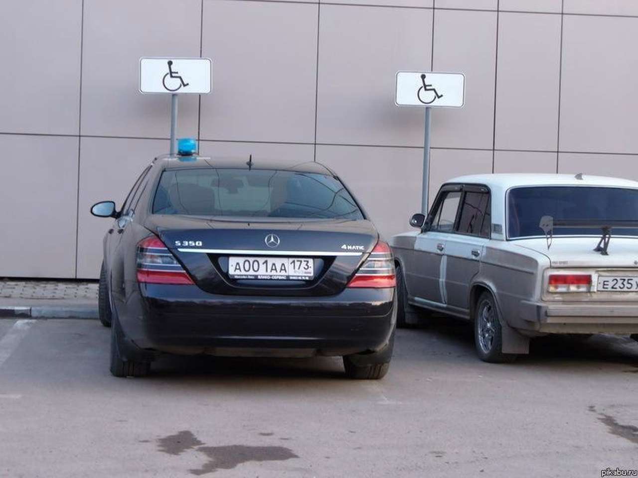 Губернаторы взялись платить штрафы вместо водителей 