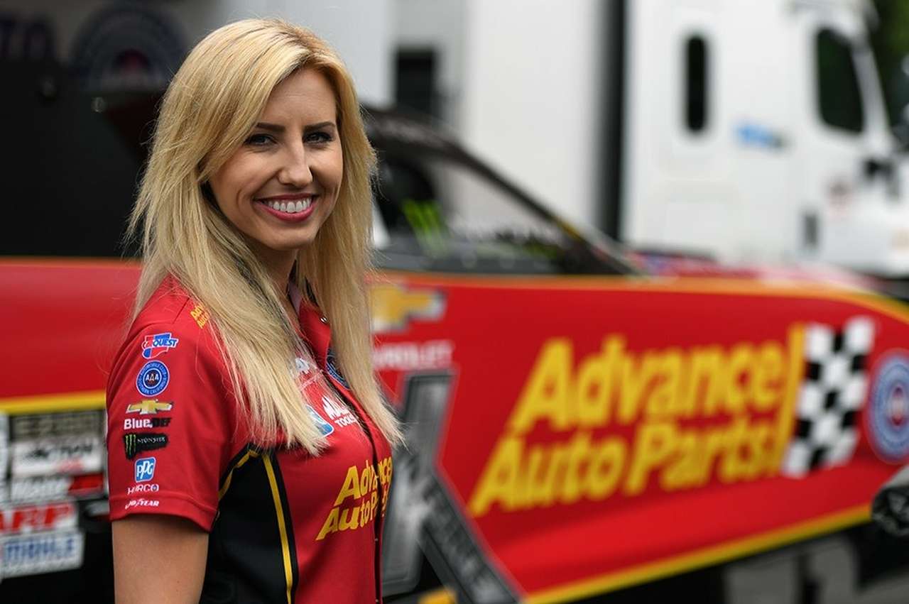 Кортни Форс