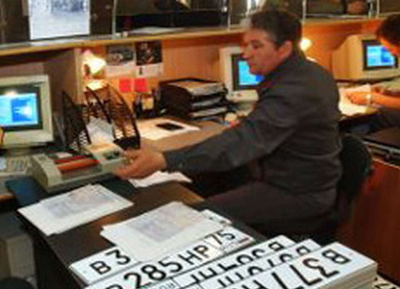 Автовладельцам, возможно, разрешат выбирать номер машины