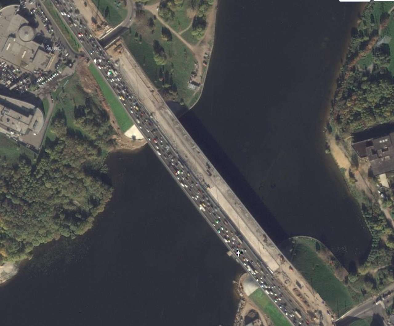 Движение по мосту на Ленинградке восстановят 28 мая