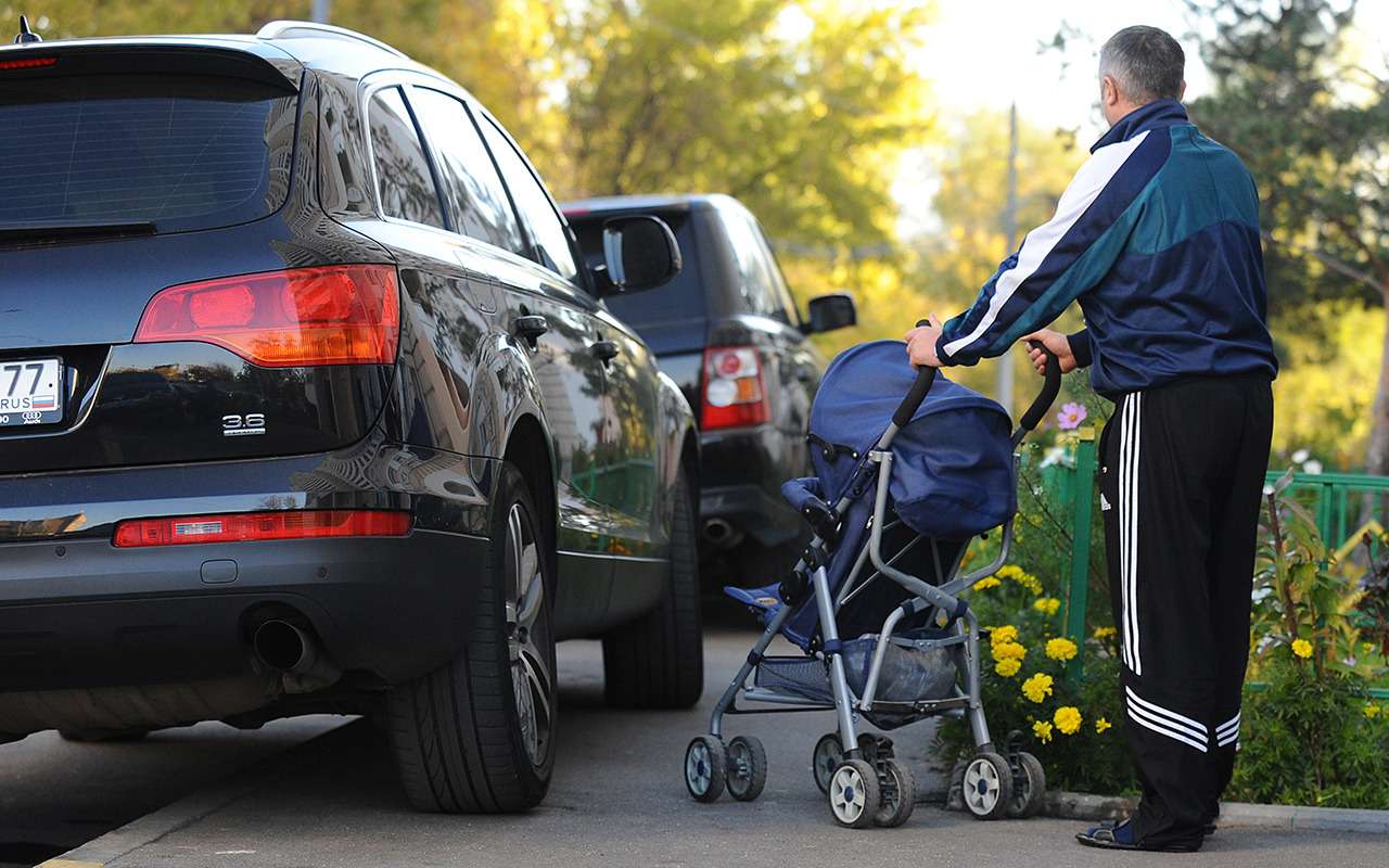 Штраф автоматом за парковку во дворах — уже скоро