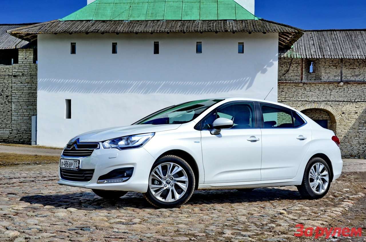 Citroen C4 седан: небюджетный бюджетник
