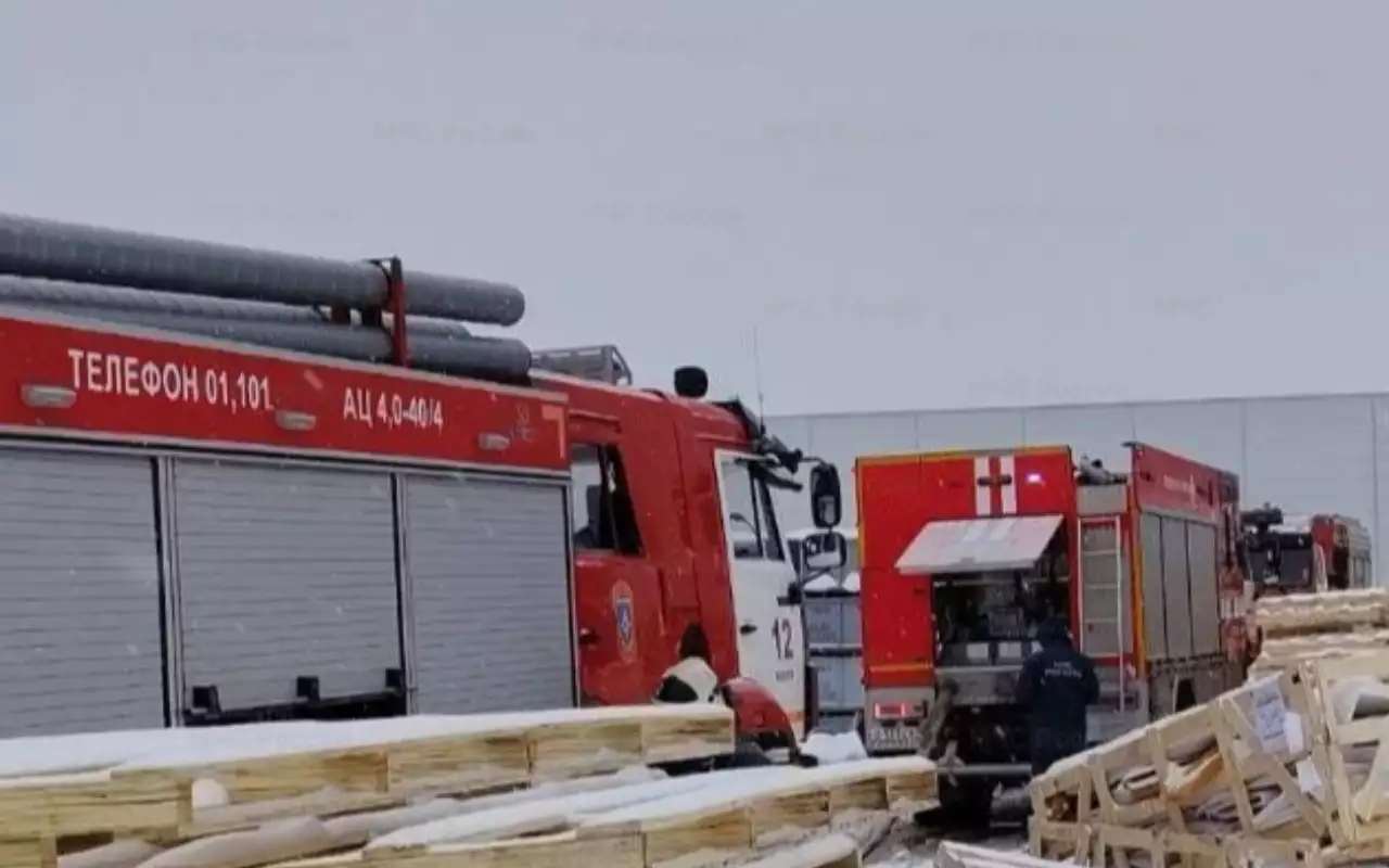 В Калуге загорелся бывший завод Volkswagen: последствия