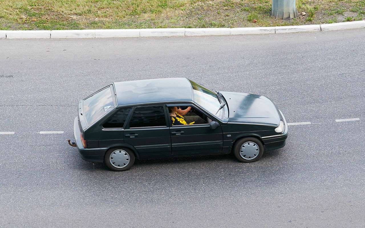 Мы все беднеем: уже и на вторичке покупаем меньше машин