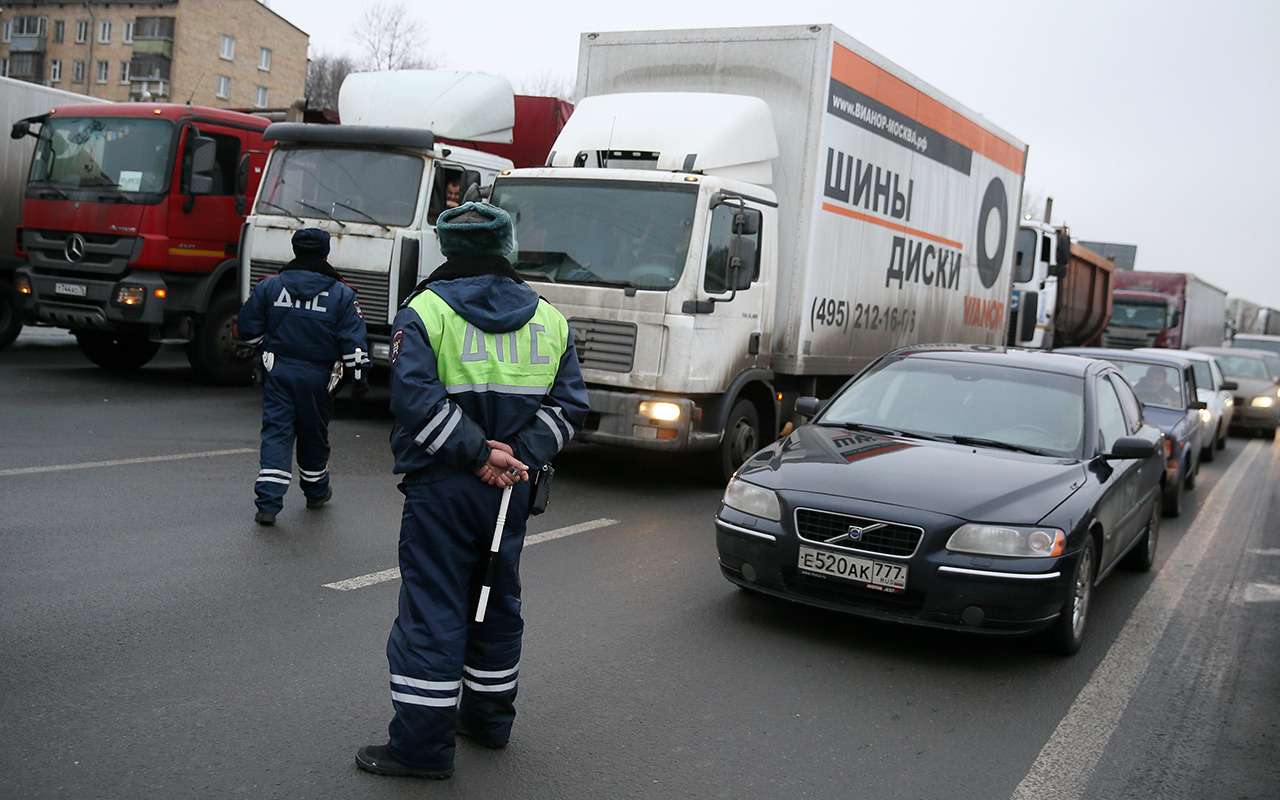 Все штрафы за нарушение ПДД для юридических лиц (Таблица)