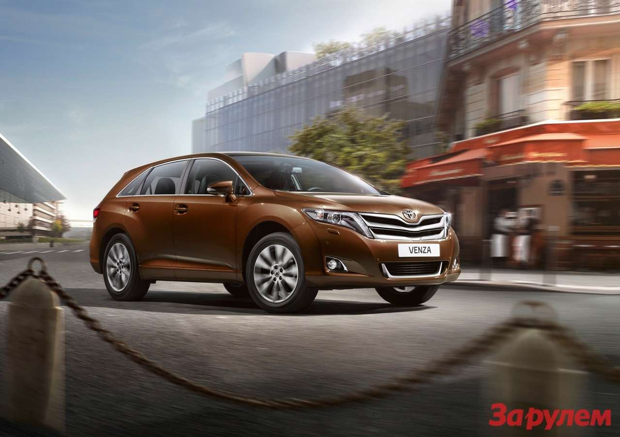 Toyota начала прием заказов на кроссовер Venza
