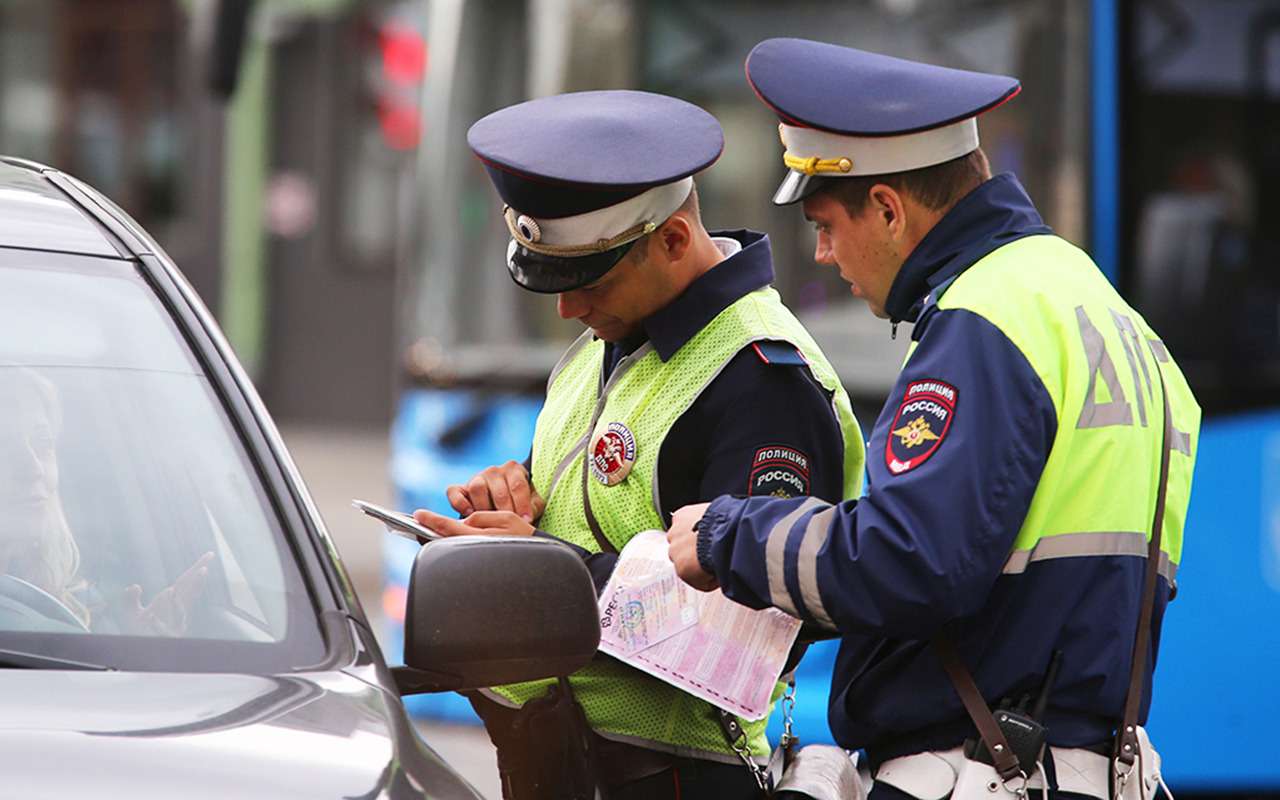 Новые ответы ГИБДД о переоборудовании машин, праворульках и автопилотах