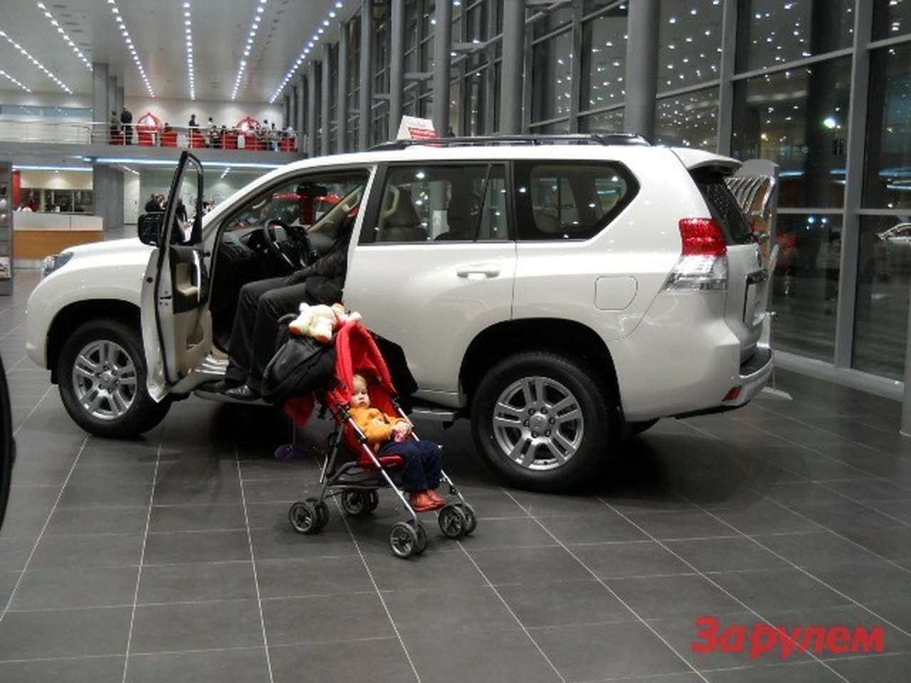 Компания Toyota улучшает отношение к клиентам