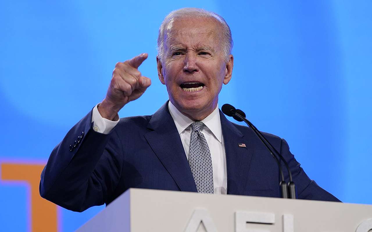 Байден назначил нового виновника в росте цен на топливо