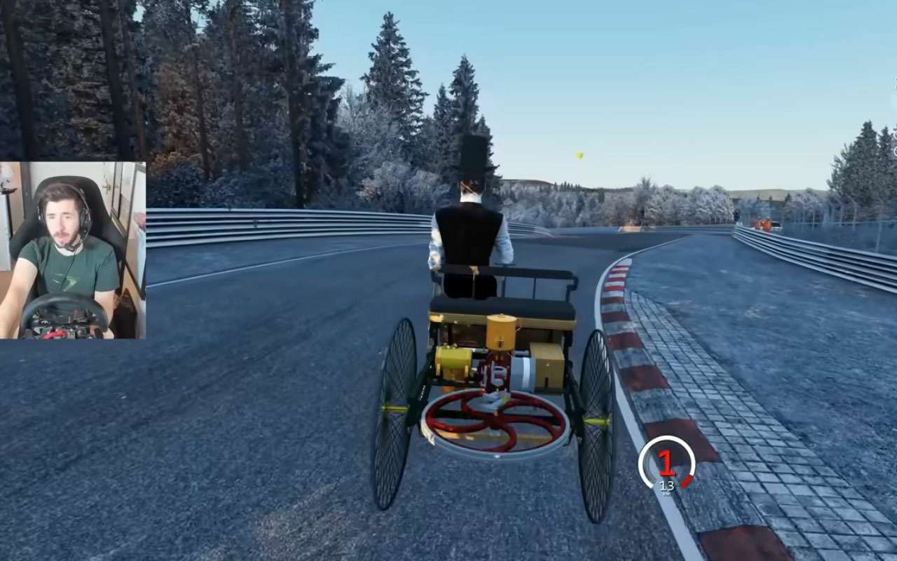 За сколько первый в мире автомобиль проедет Нюрбургринг