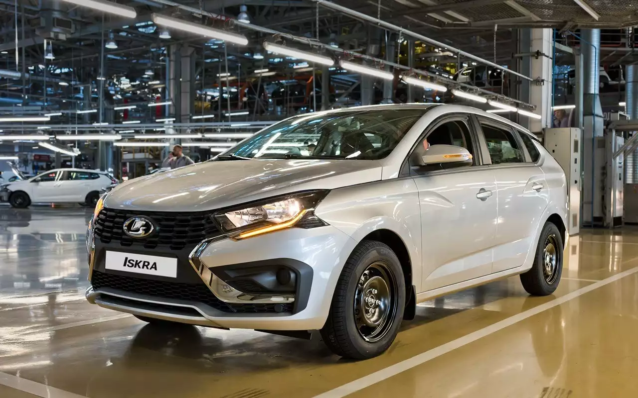 Lada Iskra подешевела — АВТОВАЗ представил новое исполнение универсала