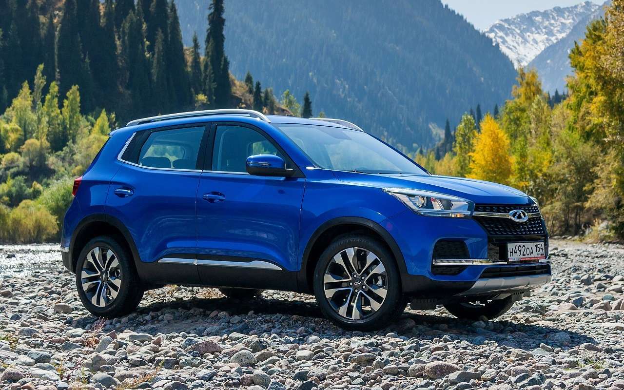 Chery Tiggo 4 - самый доступный в линейке, но уже дороже миллиона