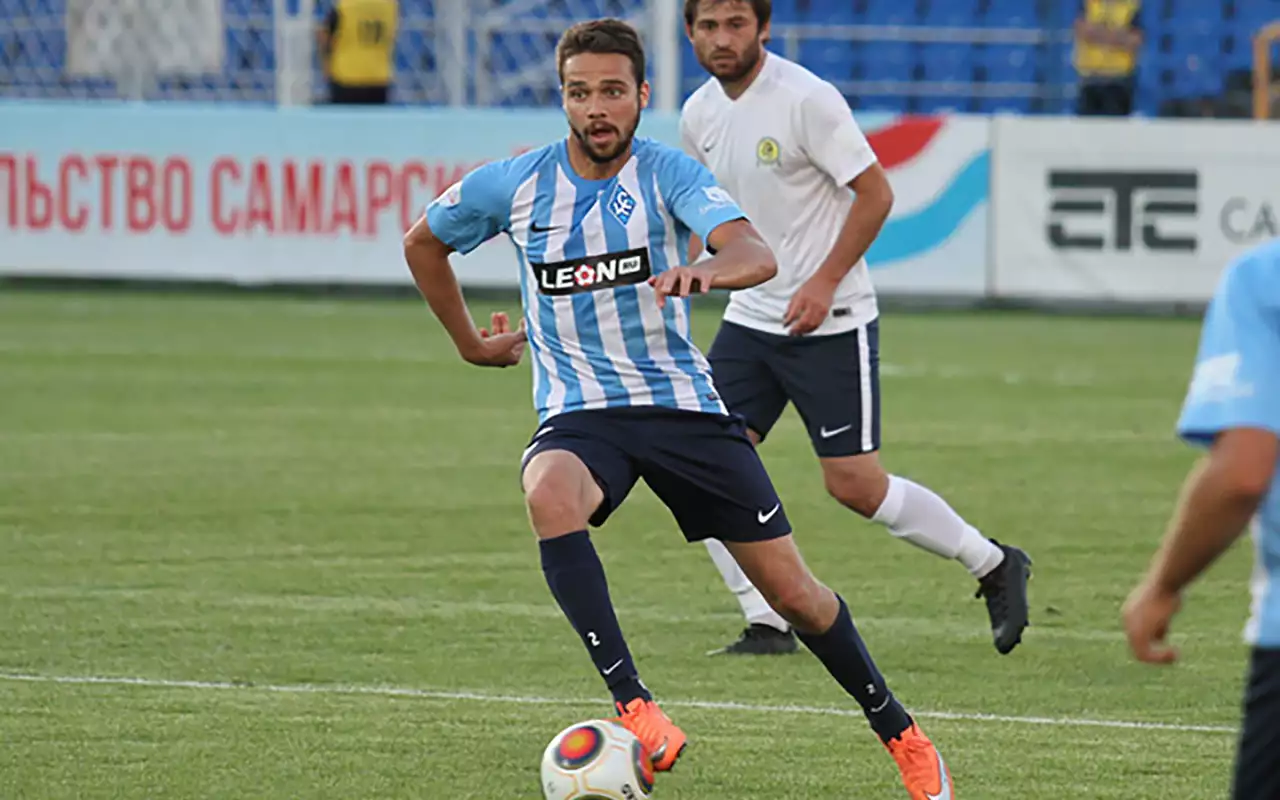 Активисты поймали пьяного футболиста за рулем и сдали его в ГИБДД