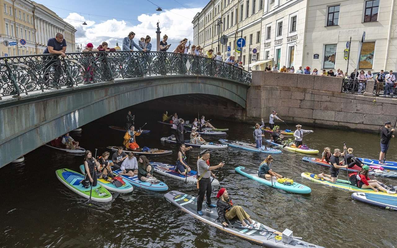Сапсерферы затруднят движение в центре Петербурга