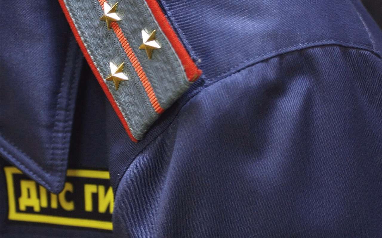 Должник переоделся в гаишника, чтобы приставы от него отстали. Не вышло!