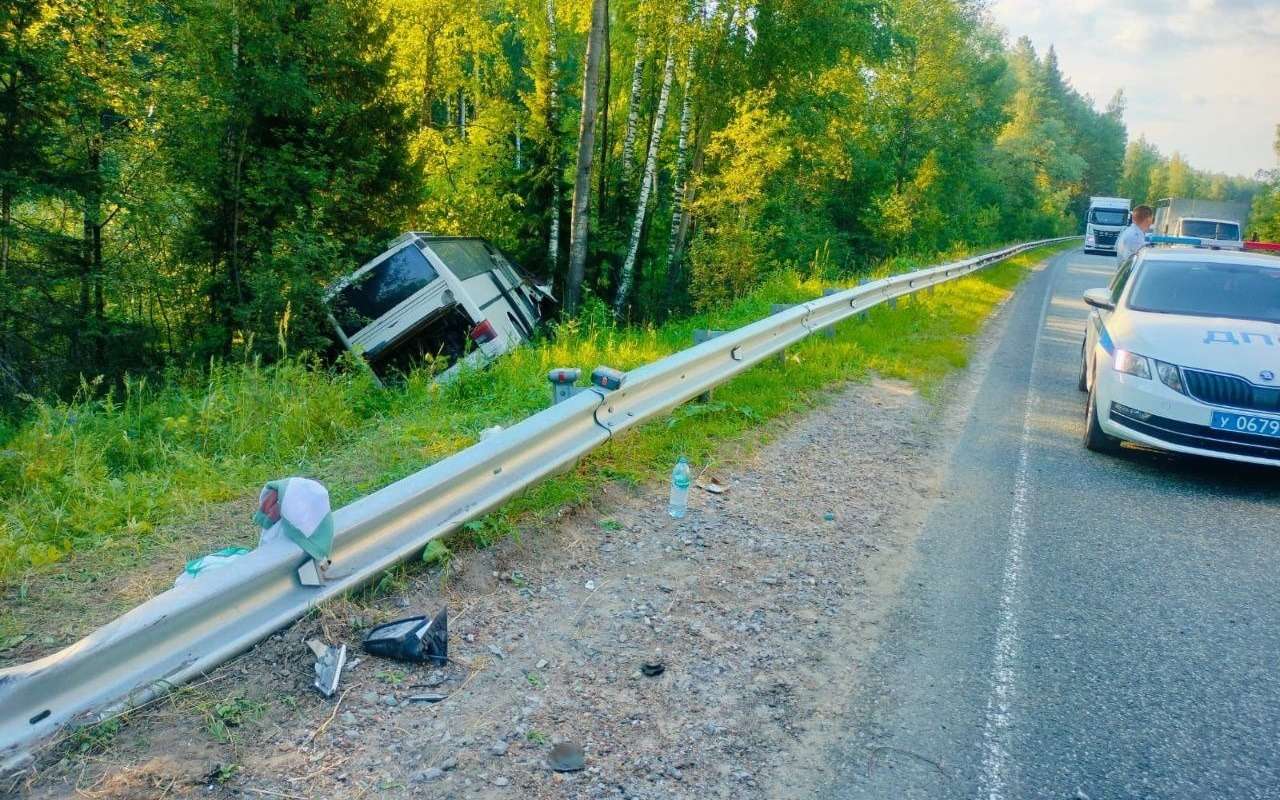 Погибли двое и пострадали 25 человек: подробности ДТП с автобусом в Удмуртии