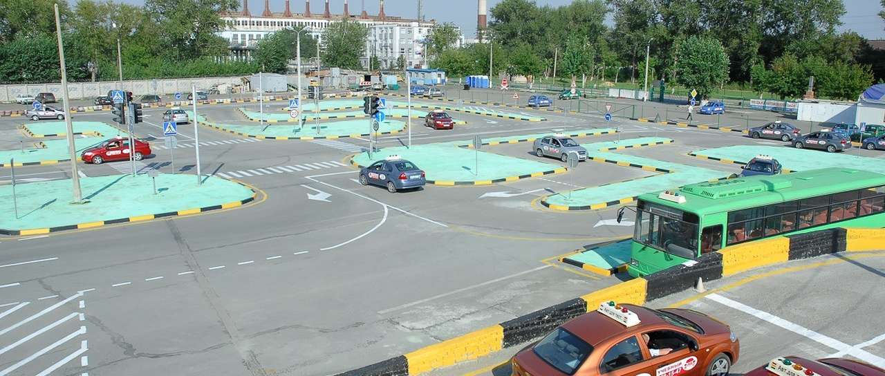 Лицензирование автошкол ужесточат