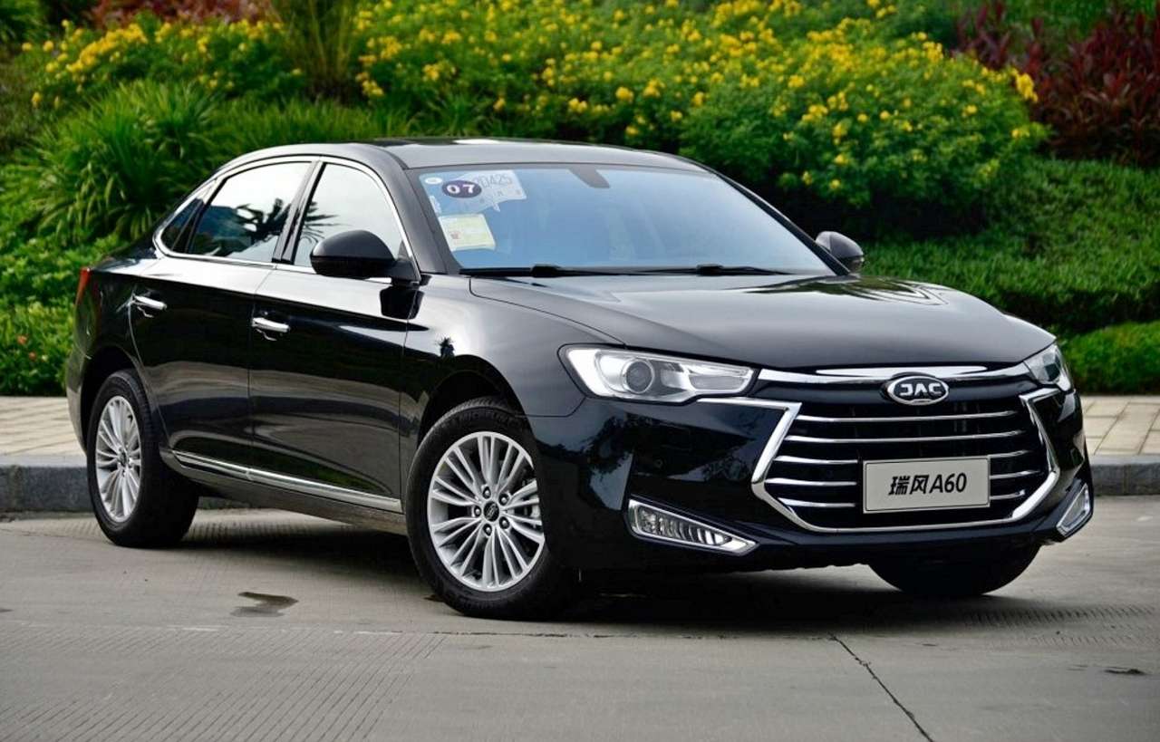Флагманский седан JAC A60 дебютировал с «платиновой» силовой установкой