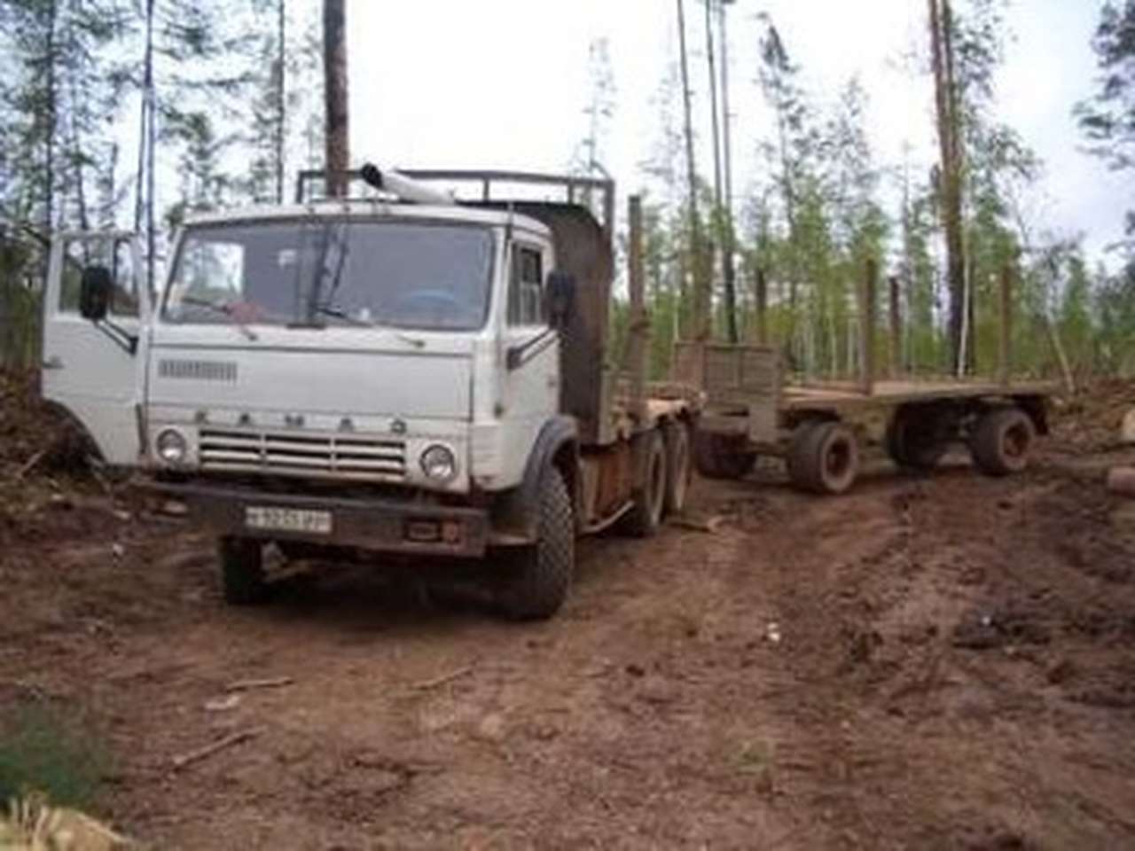 Мужчина угнал КАМАЗ, чтобы вернуться домой