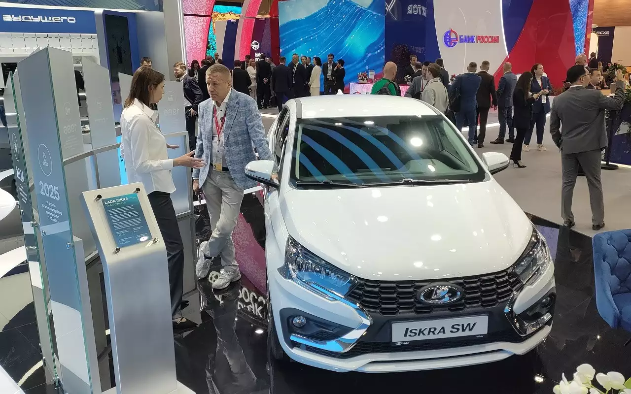 Lada Iskra SW