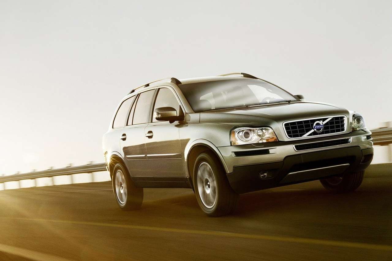 С конвейера сошел последний Volvo XC90 первого поколения