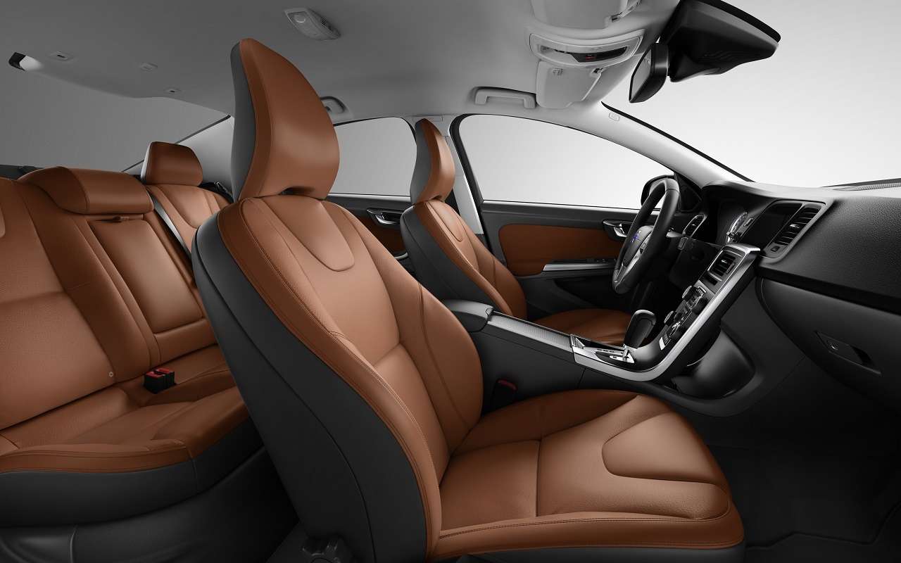 Интерьер Volvo S60