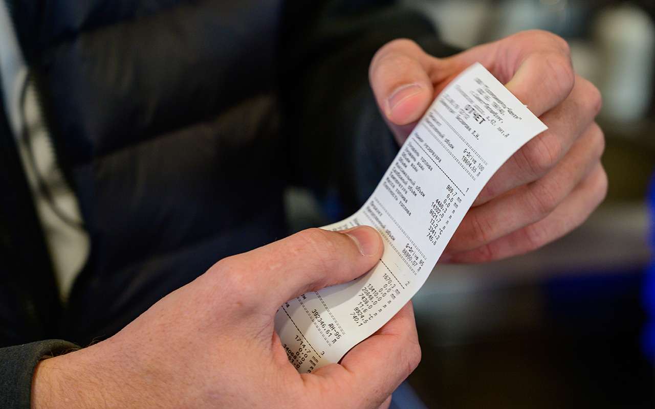 На что россияне тратят деньги в магазинах при АЗС