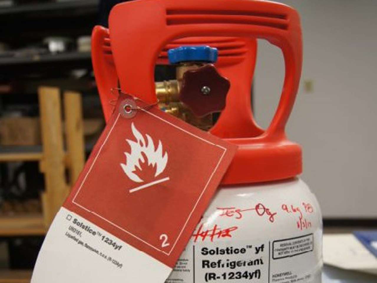 Производителей нового хладагента заподозрили в ограничении конкуренции