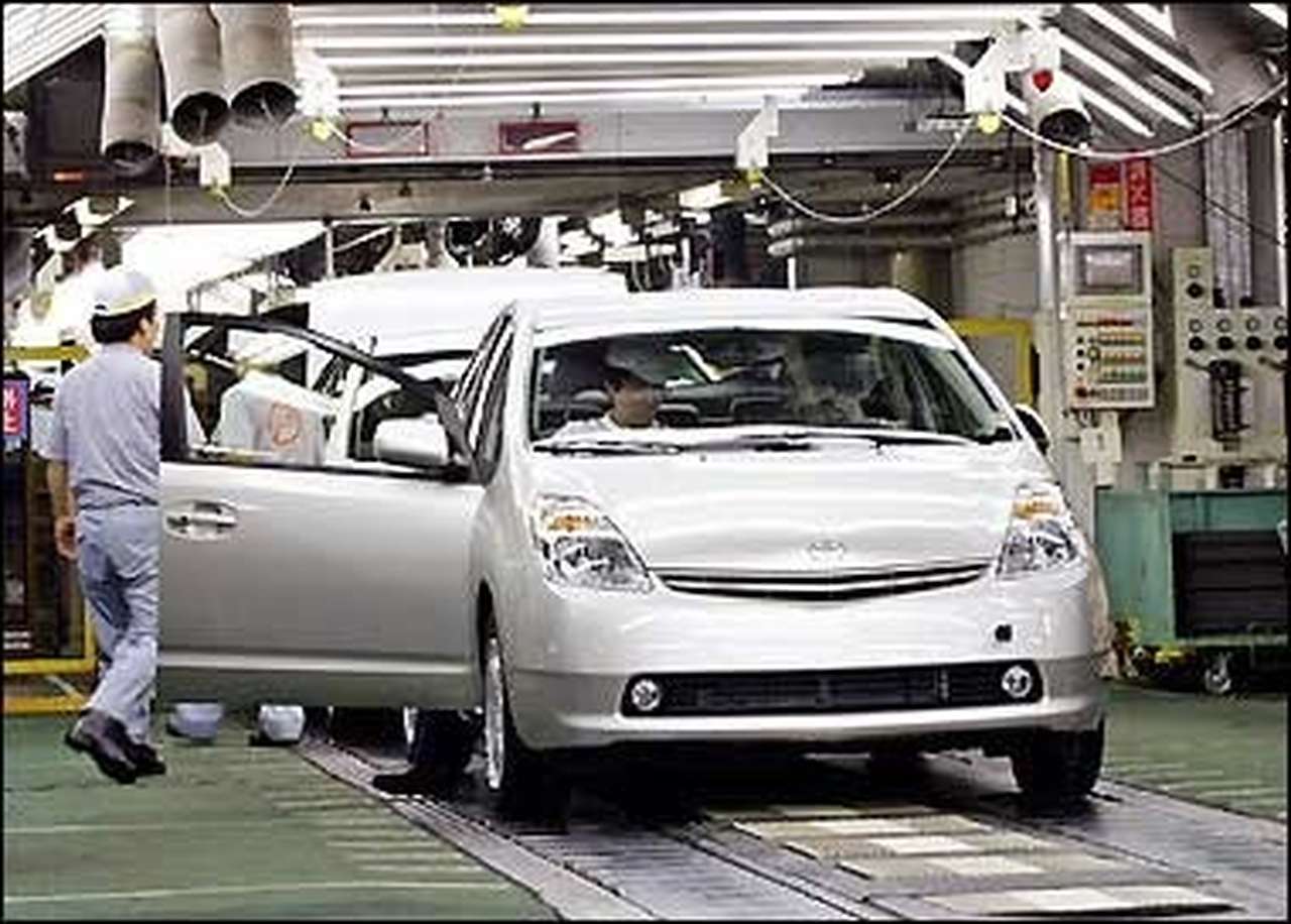 Toyota запускает Prius в Китае