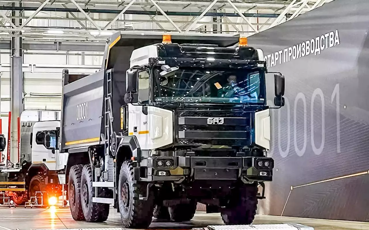 Новый российский грузовик БАЗ с колесной формулой 6×6