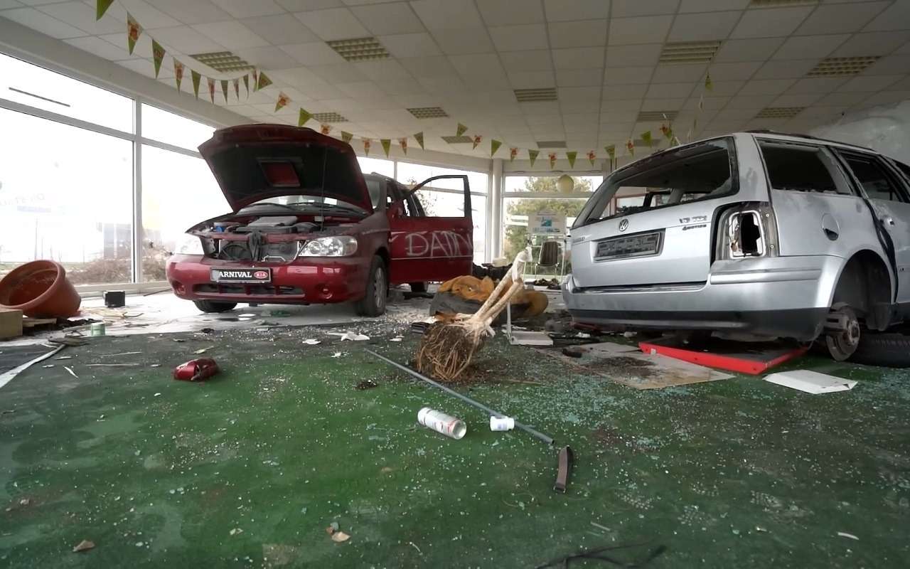 Машины Lada, Kia, Volkswagen и Nissan — про них забыли 15 лет назад