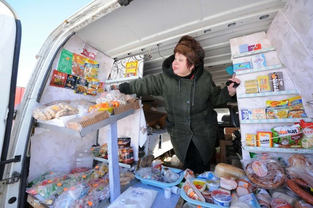 Минпромторг будет стимулировать автопром развитием сети автолавок