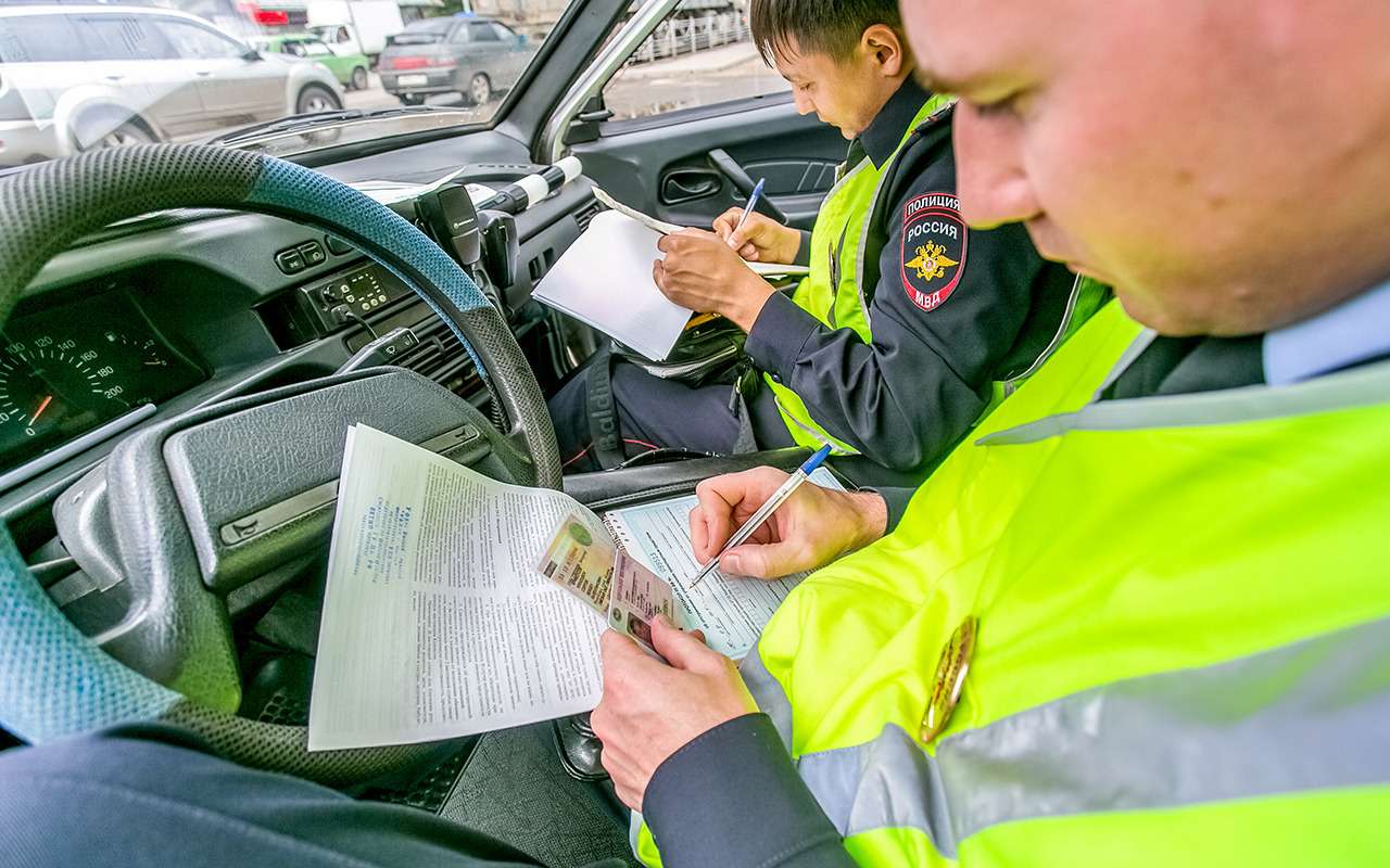 Юрист предупредил, в каком случае автовладельцам грозит «штраф за штраф»