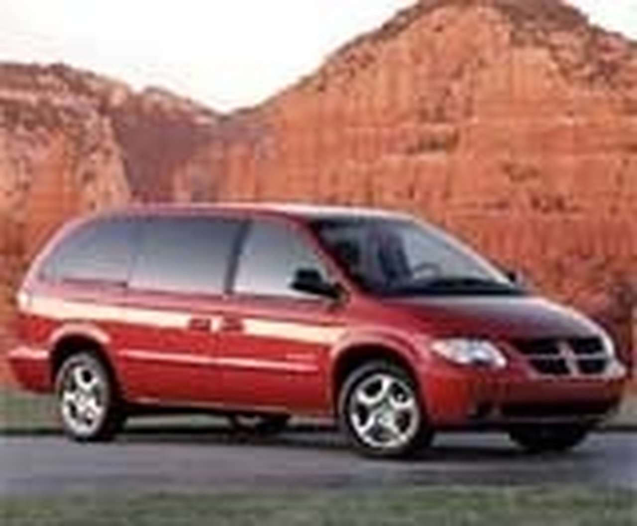 Chrysler отзовет 400 тысяч минивэнов