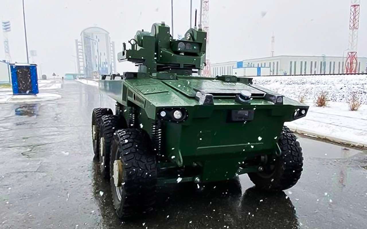 Рогозин рассказал о новом боевом роботе