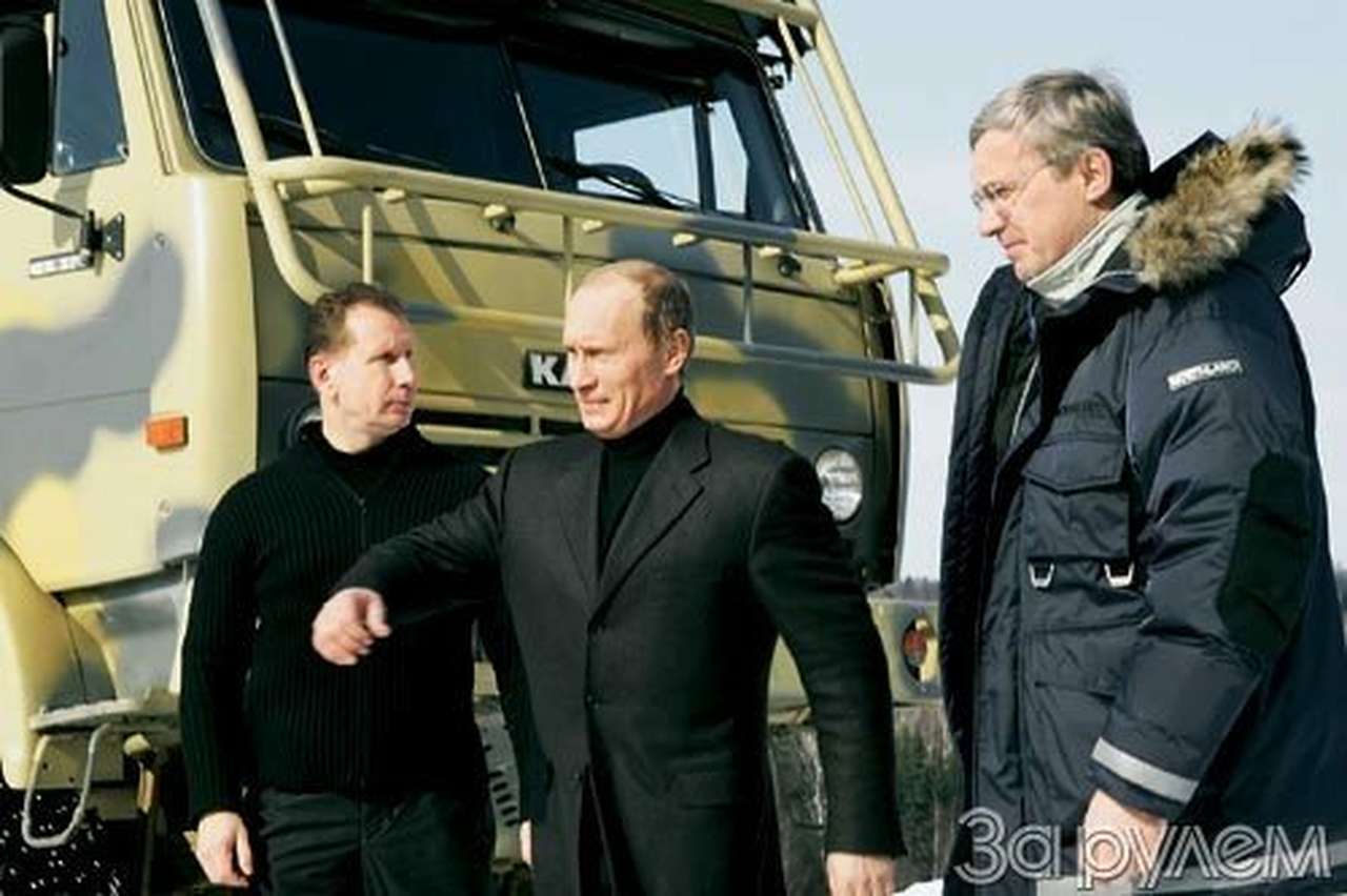 Зато мы делаем камазы!