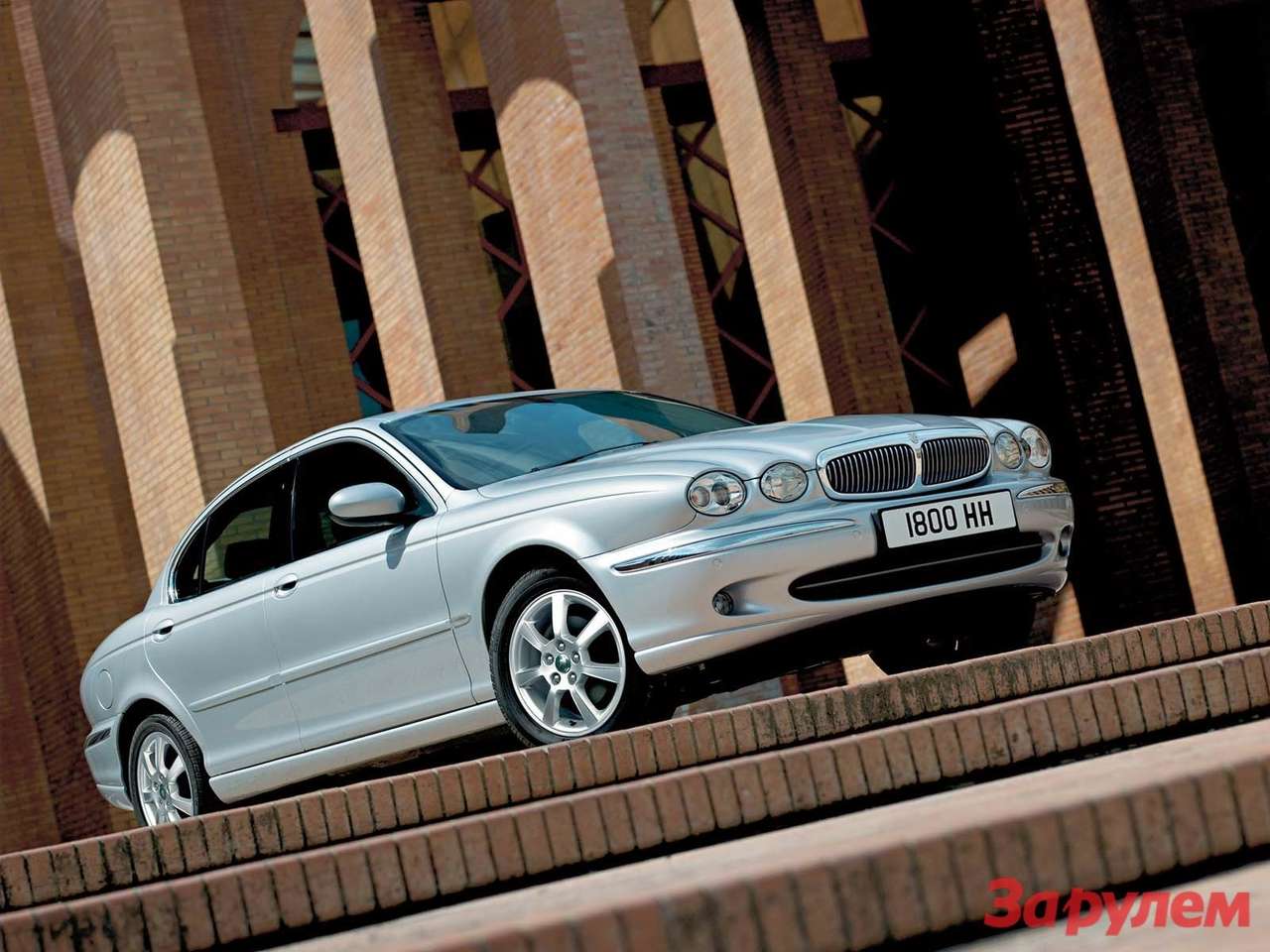 «Ягуар-X-Тип»