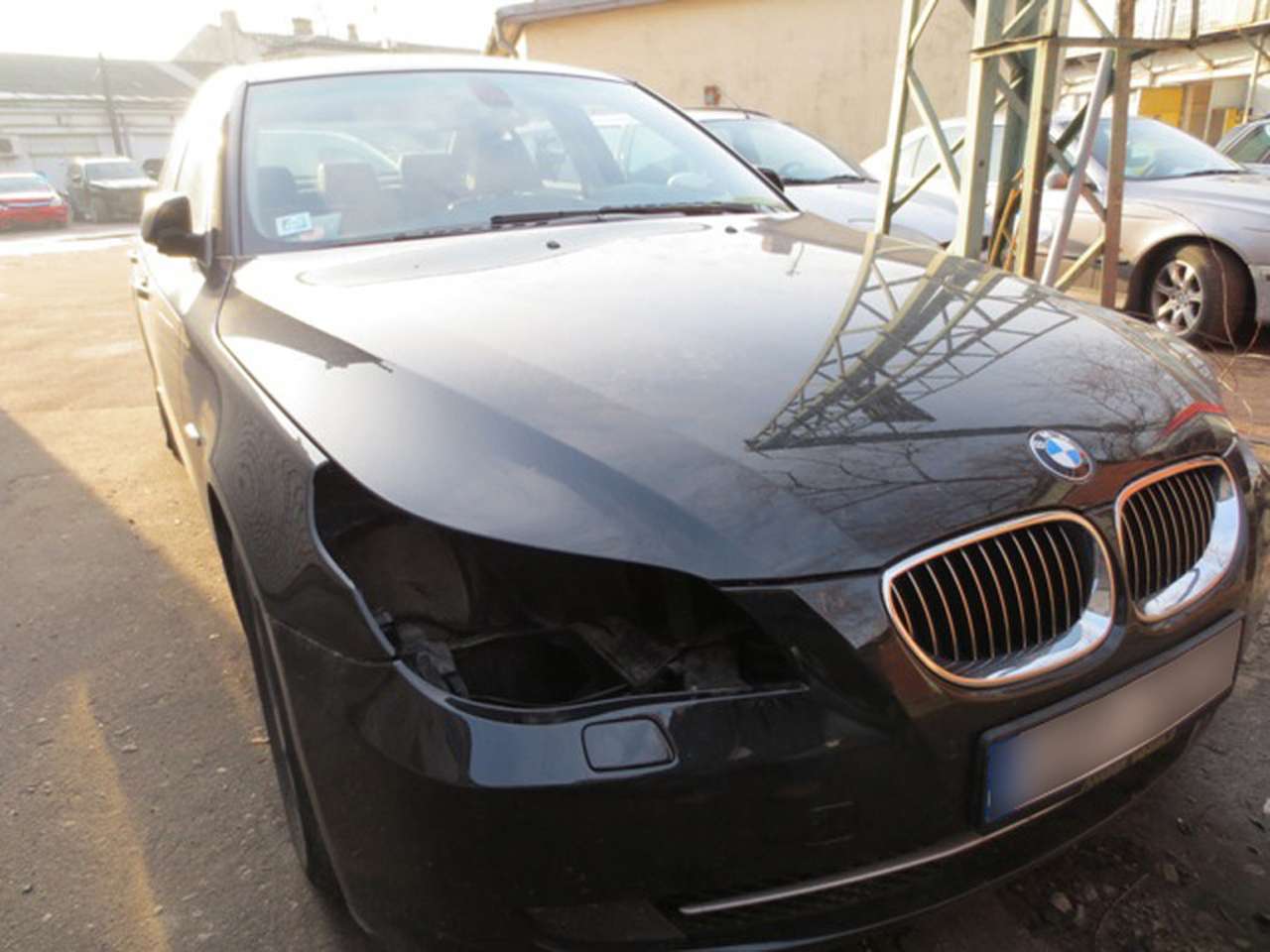 Фары, диски, бамперы: в России растет число краж комплектующих